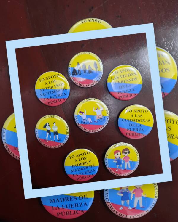 botón especial héroes de la patria